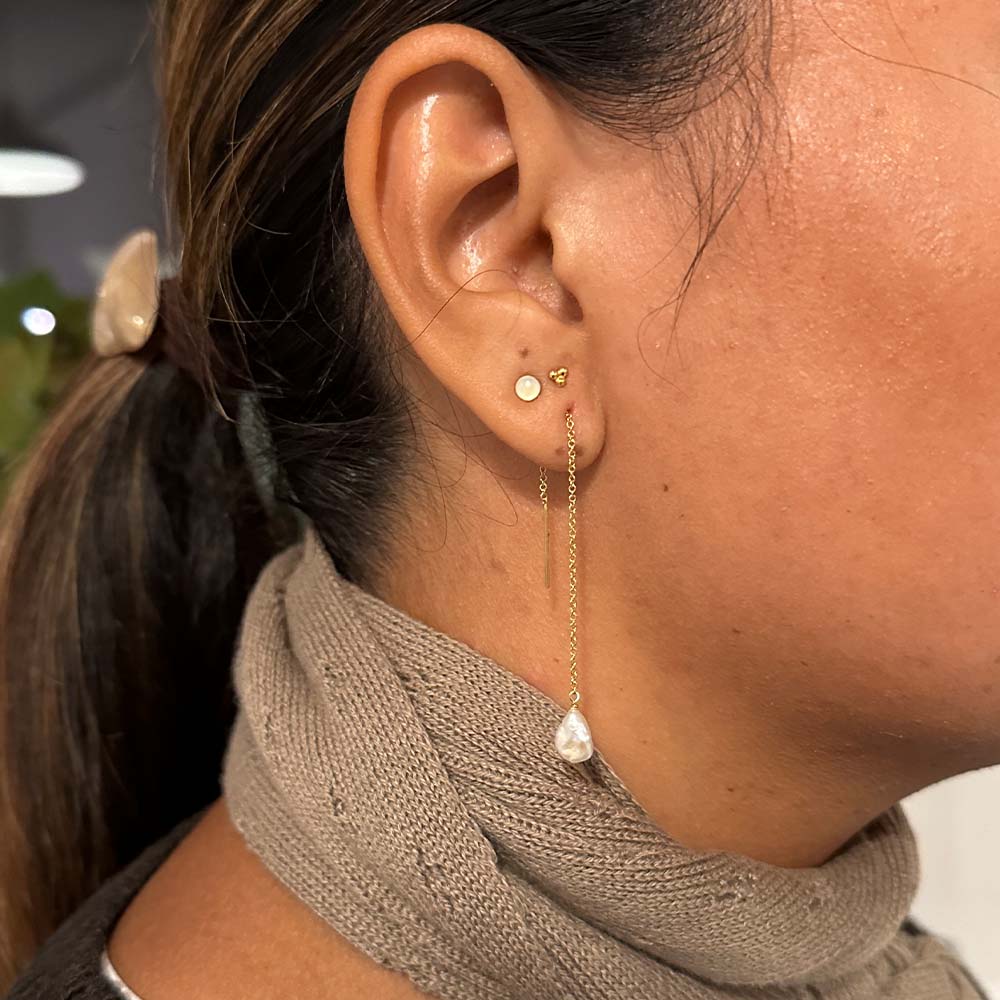 Piercing Mejuri Sapphire Twin Hoops Piercing Mejuri Sapphire