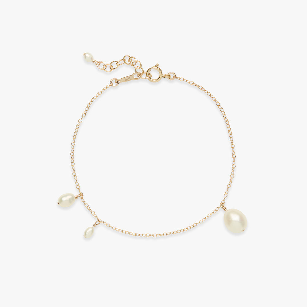 Asymmetric Pearl bracelet gold filled