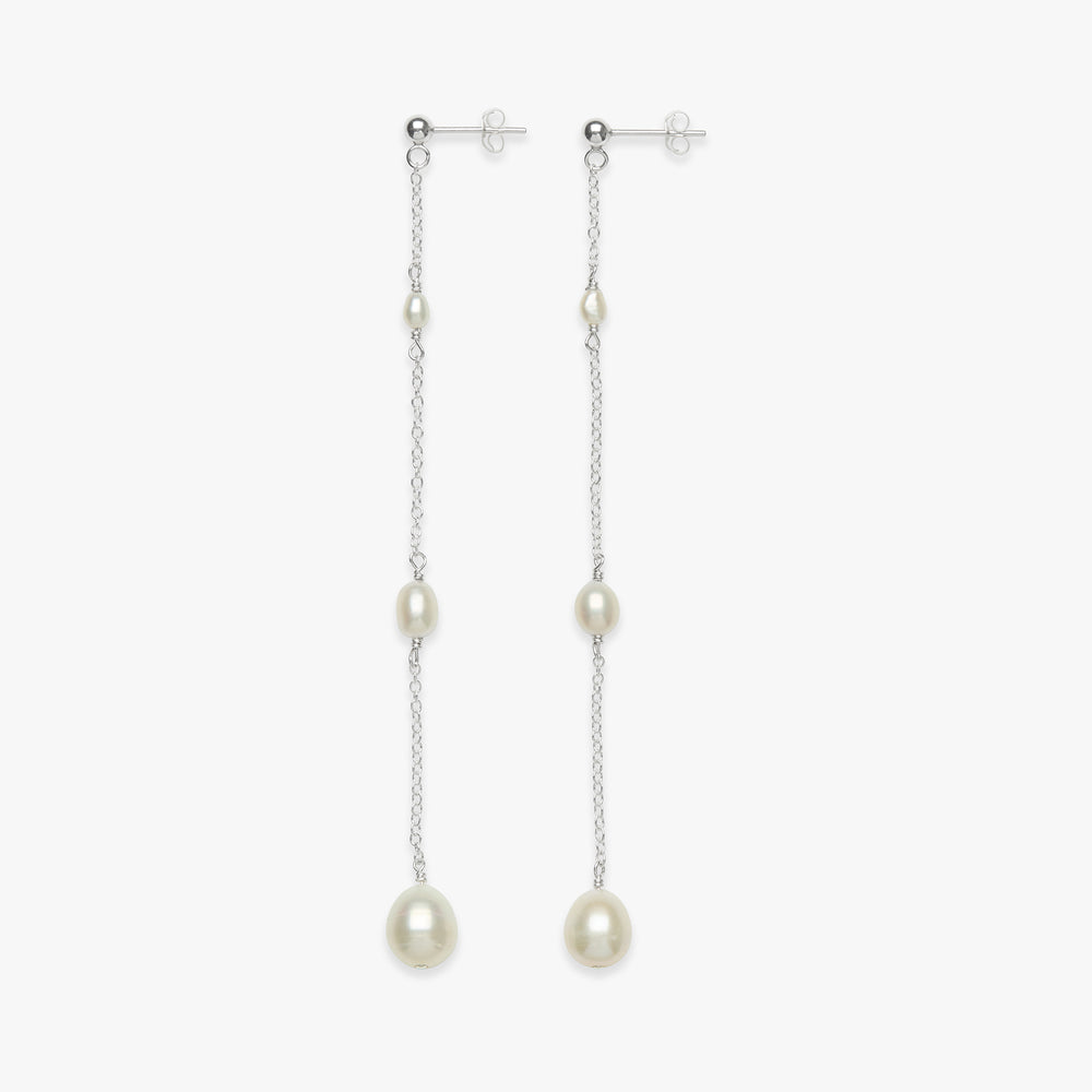 Pearl gradient stud earring silver