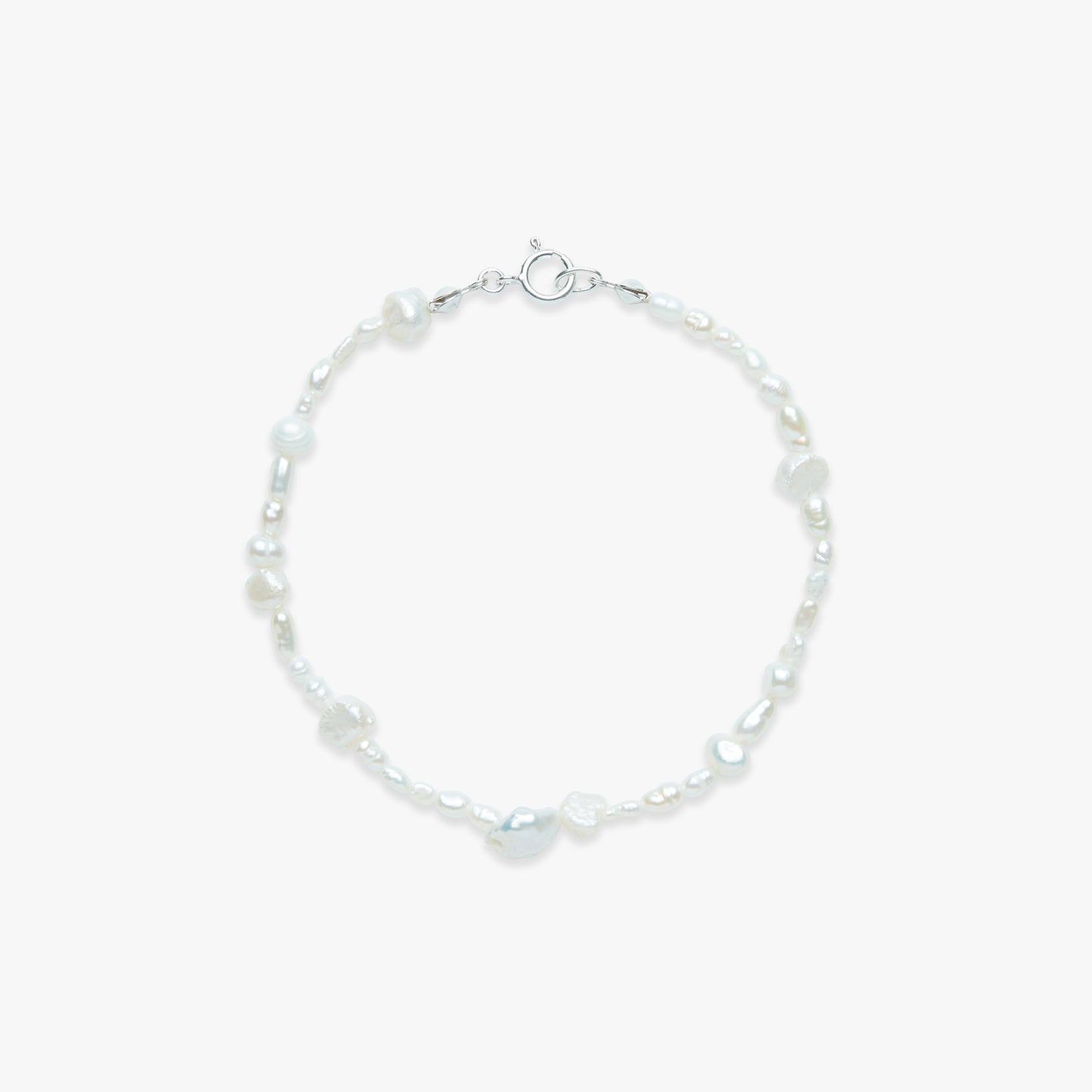 Stitch pearl bracelet silver
