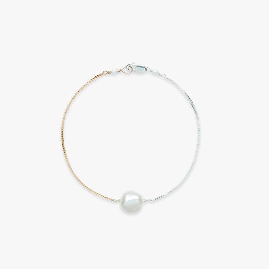 Two Tony baroque pearl bracelet