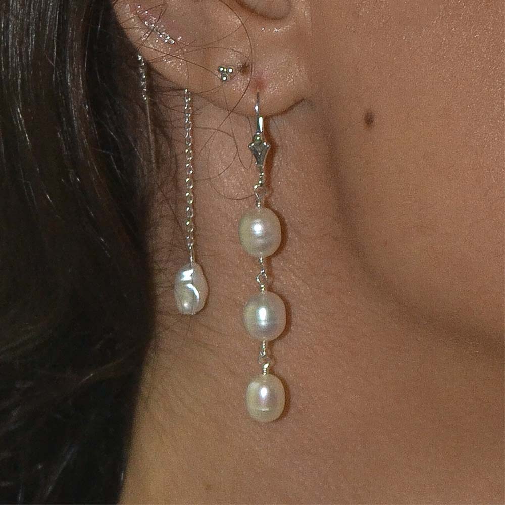 Triple pearl hook earring silver