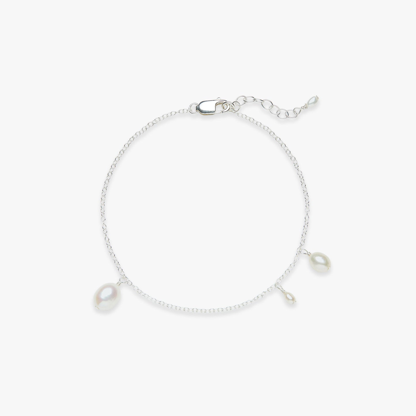 Asymmetric Pearl bracelet silver