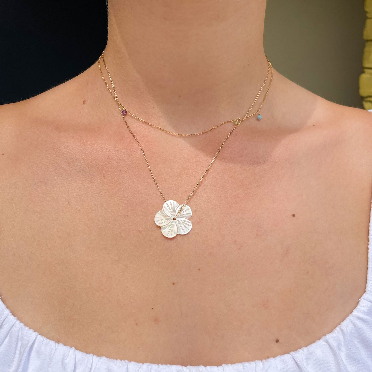 Load image into Gallery viewer, Wildflower necklace gold filled
