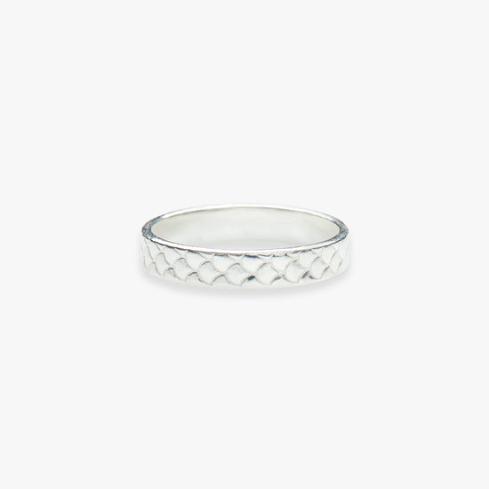 Load image into Gallery viewer, Mermaid Skin ring silver
