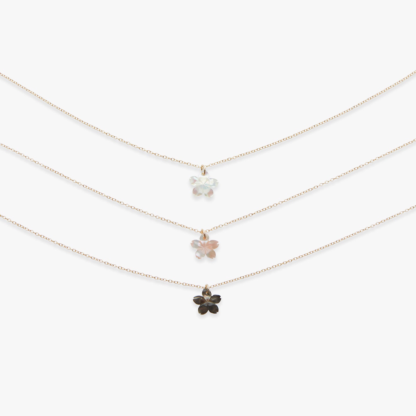 Laad afbeelding in Galerijviewer, Pearly Plumeria ketting gold filled
