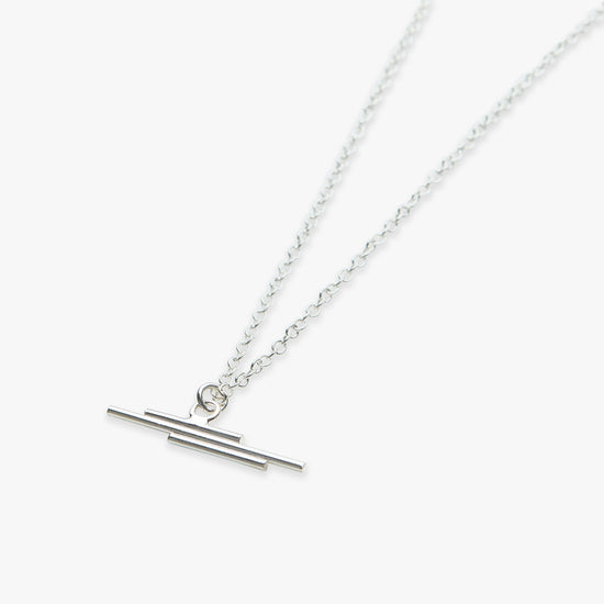 Sideway Lines necklace silver