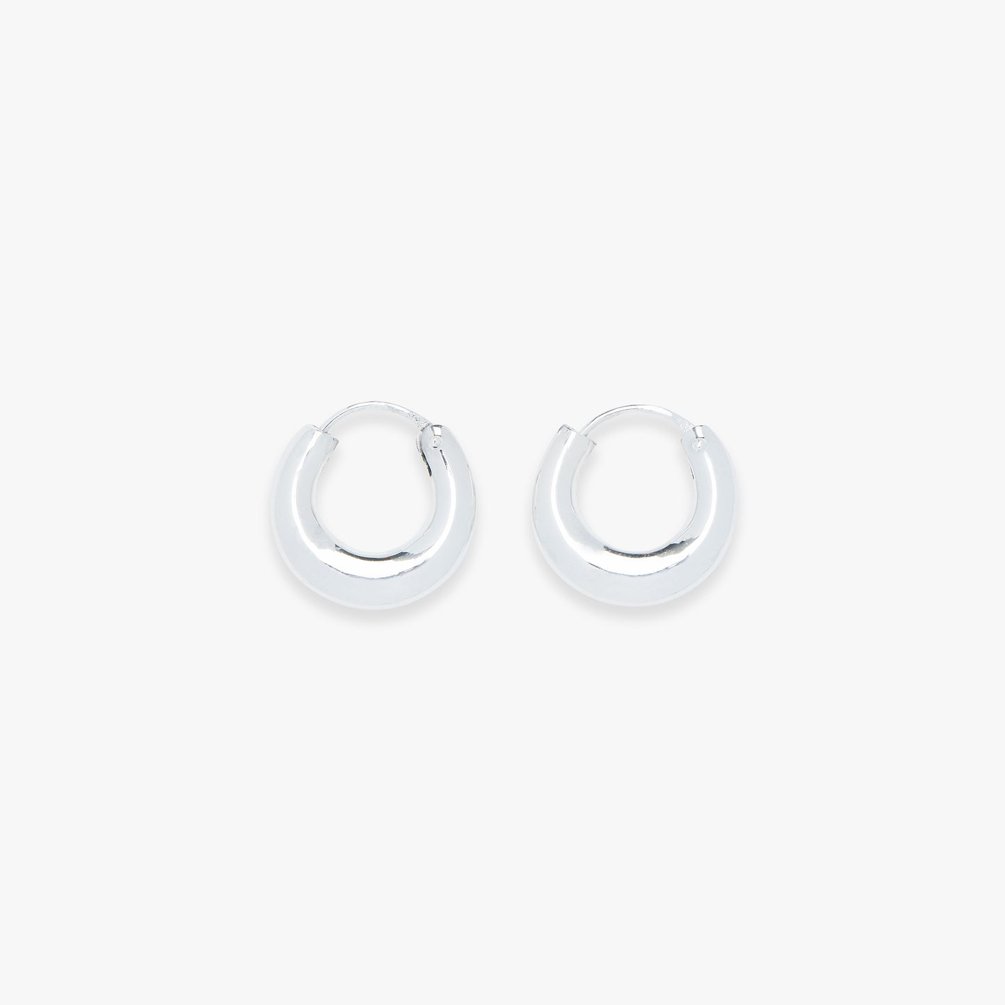 Small chunky earring silver