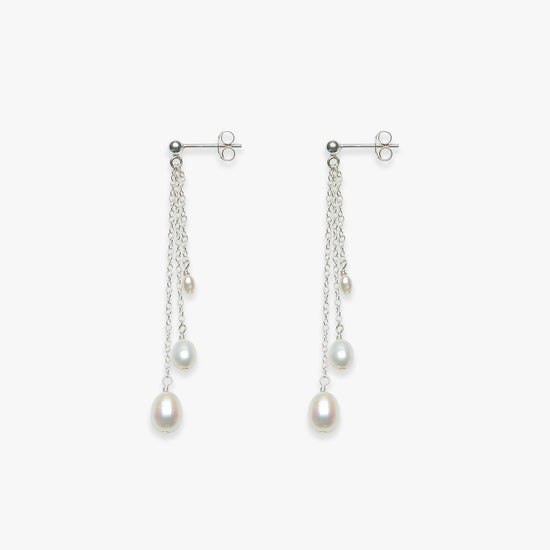 Load image into Gallery viewer, Dangle triple pearl stud silver
