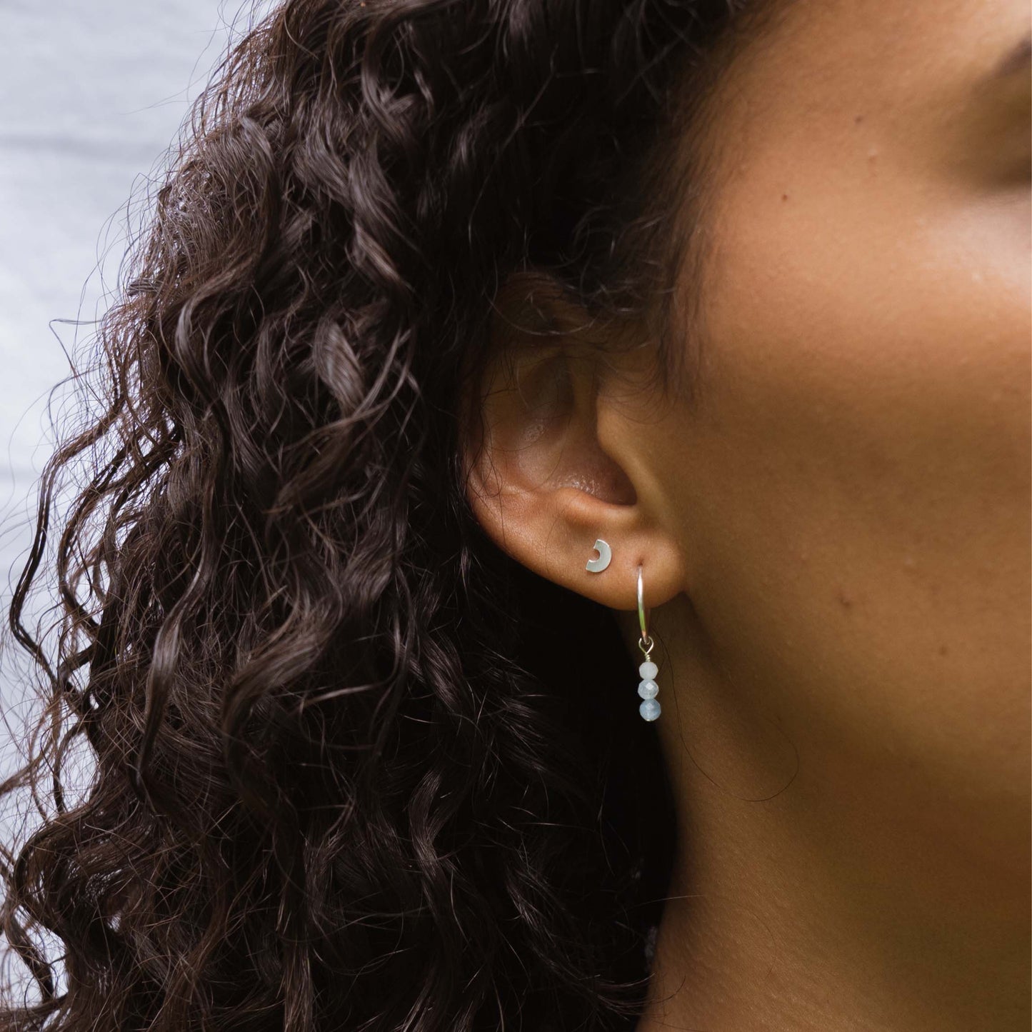 Gradient gemstones charm earring silver